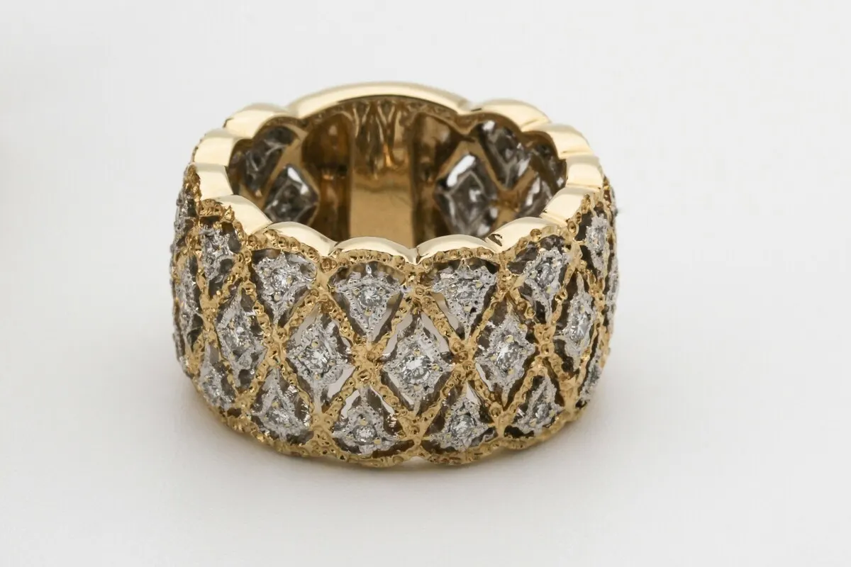 Dubai Gold Souk Wedding Rings